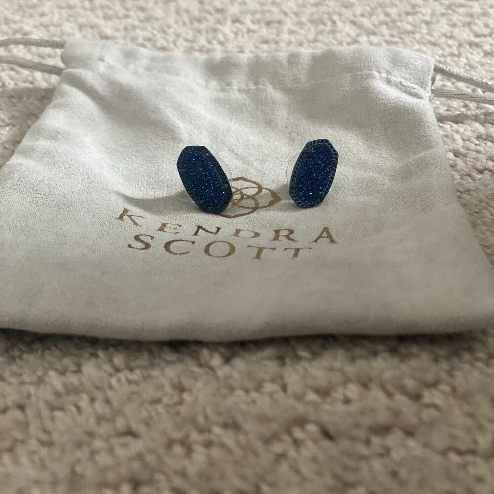 Kendra Scott Gunmetal Stud Earrings with Black and Blue Highlight Agate Stone